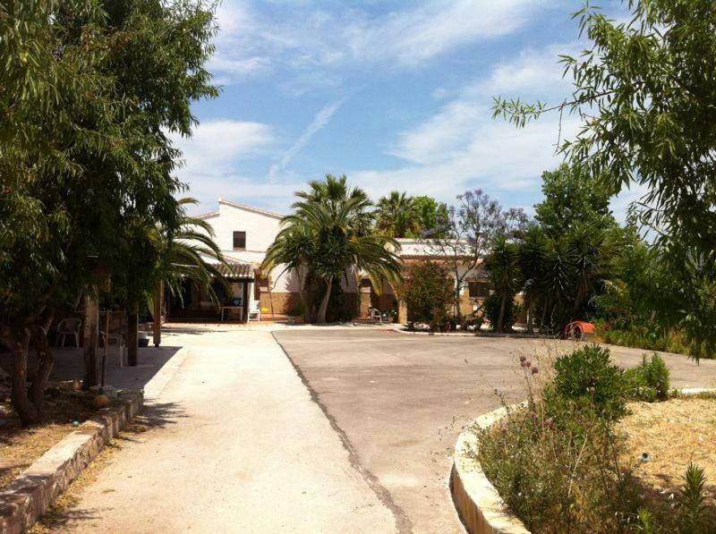 Estudio En تيولادا المظهر الخارجي الصورة
